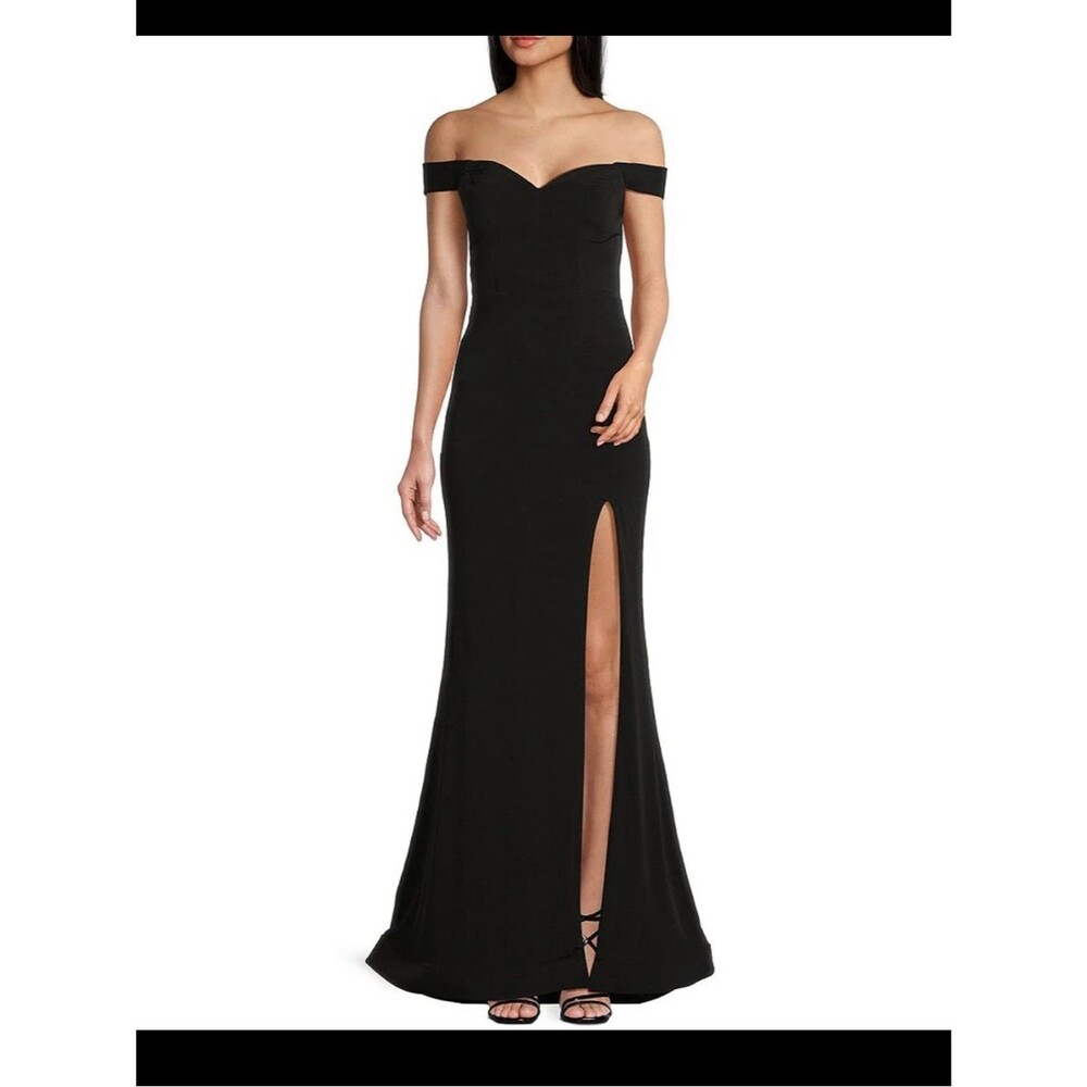 NWT City Vibe Off-The-Shoulder Lace-Up Back Long Dress with Slit Size 5